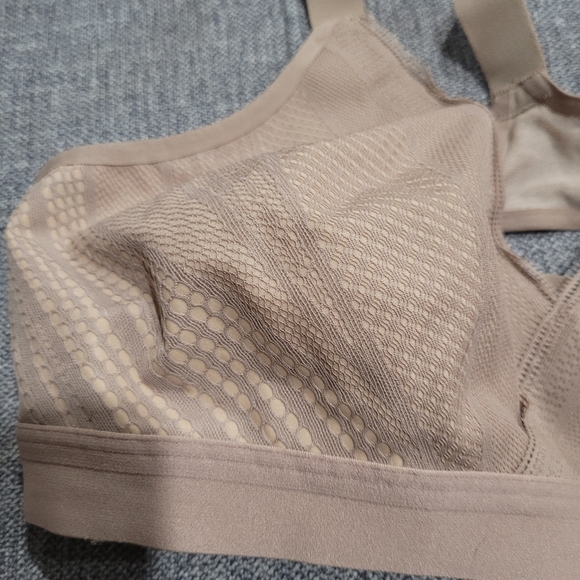 Lululemon nwt Awake to Lace bra - Picture 8 of 9